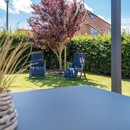 Deichblick Villa Греетзиел Екстериор снимка